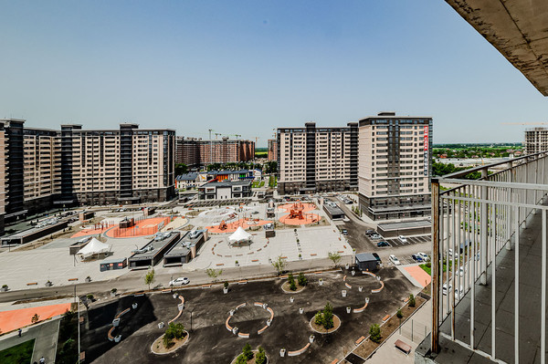 Продам трехкомнатную (3-комн.) квартиру, Западный Обход ул, 65к1, Краснодар г