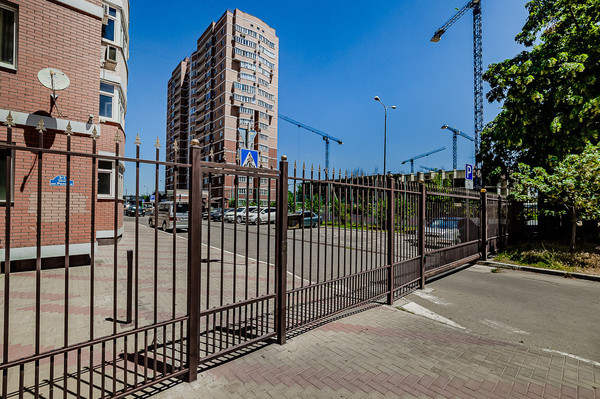 Продам однокомнатную (1-комн.) квартиру, им. Репина ул, 3/1к2, Краснодар г