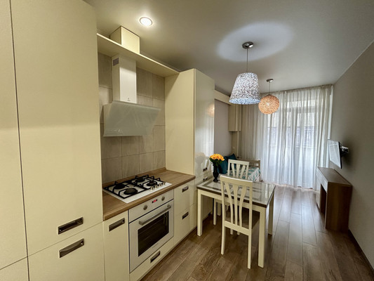 Продам однокомнатную (1-комн.) квартиру, Лейтенанта Шмидта ул, 17, Новороссийск г