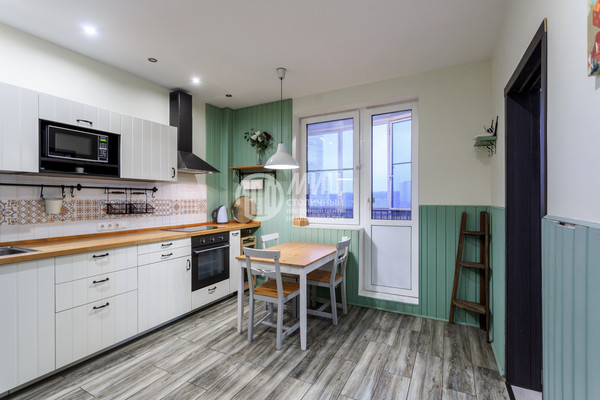 Продам однокомнатную (1-комн.) квартиру, Зеленые аллеи б-р, 4, Видное г