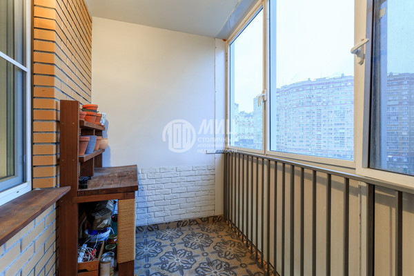 Продам однокомнатную (1-комн.) квартиру, Зеленые аллеи б-р, 4, Видное г