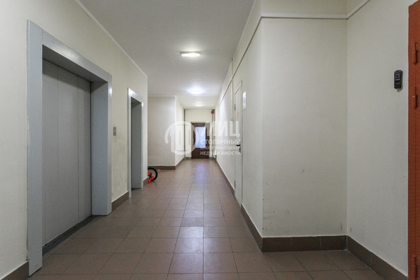 Продам однокомнатную (1-комн.) квартиру, Зеленые аллеи б-р, 4, Видное г