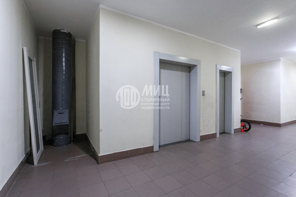 Продам однокомнатную (1-комн.) квартиру, Зеленые аллеи б-р, 4, Видное г