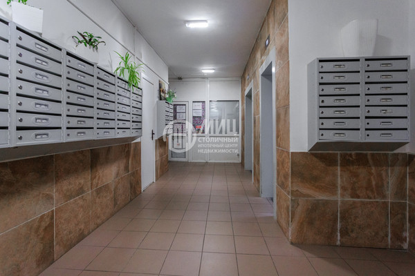 Продам однокомнатную (1-комн.) квартиру, Зеленые аллеи б-р, 4, Видное г