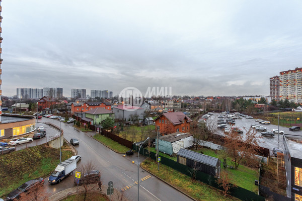 Продам однокомнатную (1-комн.) квартиру, Зеленые аллеи б-р, 4, Видное г