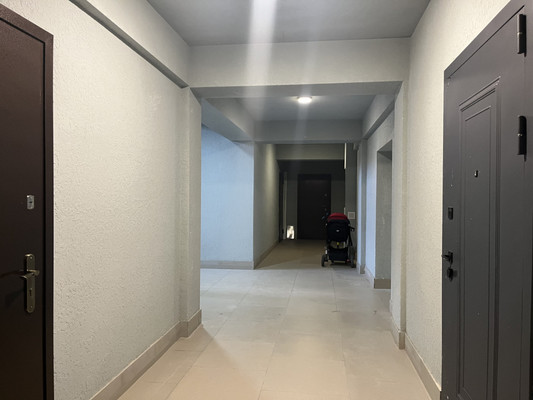 Продам трехкомнатную (3-комн.) квартиру, Шарданова ул, 50к2, Нальчик г