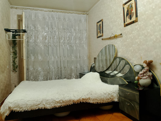 Продам трехкомнатную (3-комн.) квартиру, Казахская ул, 105А, Ростов-на-Дону г