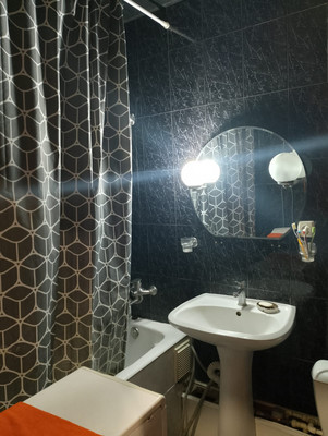 Продам трехкомнатную (3-комн.) квартиру, Казахская ул, 105А, Ростов-на-Дону г