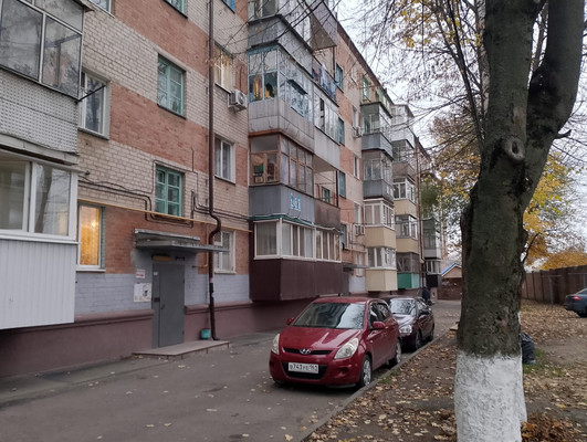 Продам трехкомнатную (3-комн.) квартиру, Казахская ул, 105А, Ростов-на-Дону г