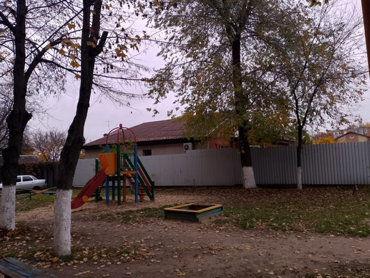 Продам трехкомнатную (3-комн.) квартиру, Казахская ул, 105А, Ростов-на-Дону г