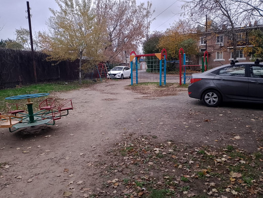 Продам трехкомнатную (3-комн.) квартиру, Казахская ул, 105А, Ростов-на-Дону г