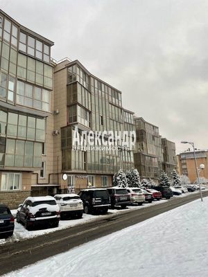 Продам двухкомнатную (2-комн.) квартиру, Береговая ул, 28к4, Колпино г