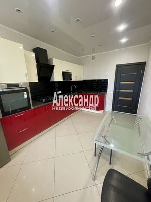 Продам двухкомнатную (2-комн.) квартиру, Береговая ул, 28к4, Колпино г