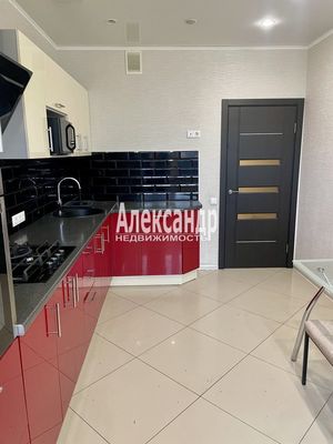 Продам двухкомнатную (2-комн.) квартиру, Береговая ул, 28к4, Колпино г