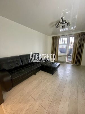 Продам двухкомнатную (2-комн.) квартиру, Береговая ул, 28к4, Колпино г