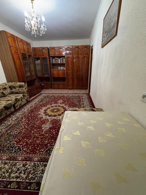 Продам двухкомнатную (2-комн.) квартиру, Ковыльная ул, 80, Симферополь г