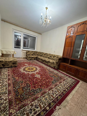 Продам двухкомнатную (2-комн.) квартиру, Ковыльная ул, 80, Симферополь г