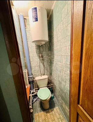 Продам двухкомнатную (2-комн.) квартиру, Ковыльная ул, 80, Симферополь г