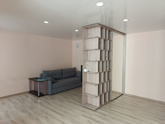 Продам однокомнатную (1-комн.) квартиру, Пригородная ул, 35, Перово с