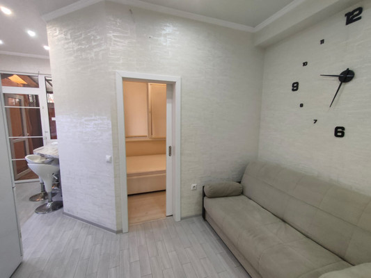 Продам двухкомнатную (2-комн.) квартиру, Загородная (Центральный р-н) ул, 5/4, Сочи г