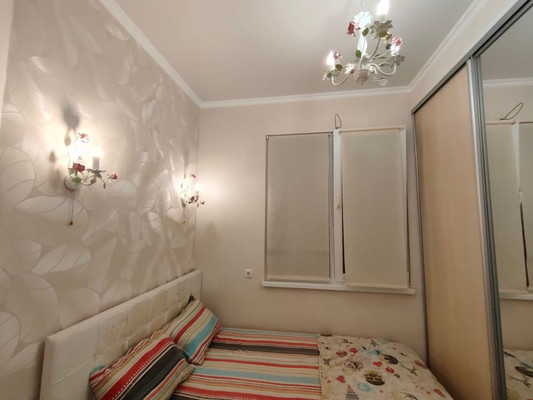 Продам двухкомнатную (2-комн.) квартиру, Загородная (Центральный р-н) ул, 5/4, Сочи г