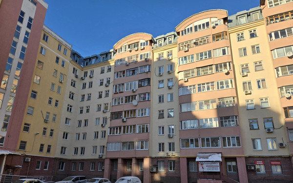 Продам трехкомнатную (3-комн.) квартиру, Деловая ул, 24, Нижний Новгород г