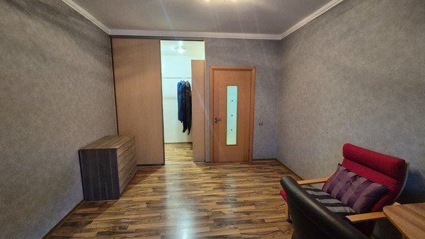 Продам трехкомнатную (3-комн.) квартиру, Деловая ул, 24, Нижний Новгород г