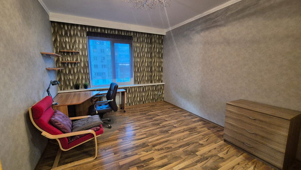 Продам трехкомнатную (3-комн.) квартиру, Деловая ул, 24, Нижний Новгород г