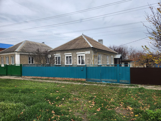 Продам дом, Элеваторная ул, 115А, Каневская ст-ца, 0 км от города