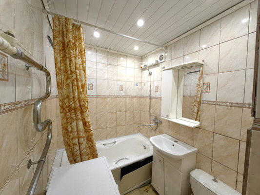 Продам однокомнатную (1-комн.) квартиру, Карла Маркса ул, 39, Ишим г