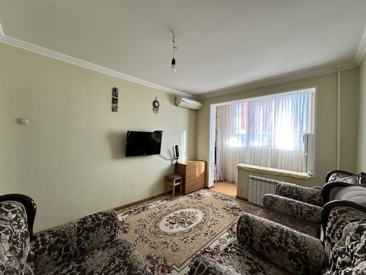 Продам двухкомнатную (2-комн.) квартиру, 2-й Таманской Дивизии ул, 31к1, Вольный Аул кп