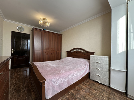 Продам двухкомнатную (2-комн.) квартиру, 2-й Таманской Дивизии ул, 31к1, Вольный Аул кп