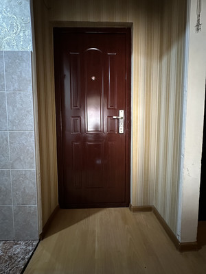 Продам двухкомнатную (2-комн.) квартиру, 2-й Таманской Дивизии ул, 31к1, Вольный Аул кп