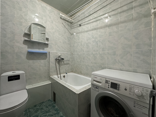 Продам двухкомнатную (2-комн.) квартиру, 2-й Таманской Дивизии ул, 31к1, Вольный Аул кп