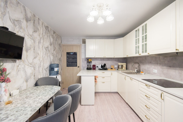 Продам трехкомнатную (3-комн.) квартиру, Андреева пер, 4к9, Ростов-на-Дону г