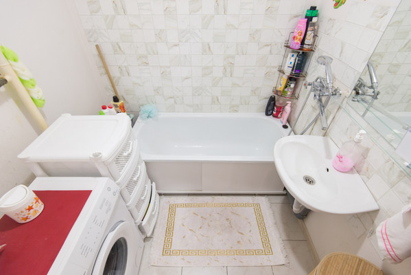 Продам трехкомнатную (3-комн.) квартиру, Андреева пер, 4к9, Ростов-на-Дону г