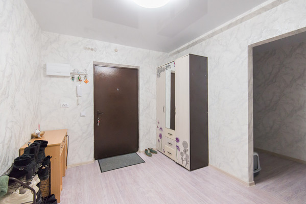 Продам трехкомнатную (3-комн.) квартиру, Андреева пер, 4к9, Ростов-на-Дону г