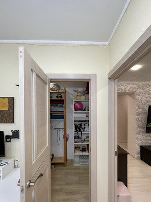 Продам трехкомнатную (3-комн.) квартиру, Морская ул, 80, Волгодонск г