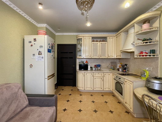 Продам двухкомнатную (2-комн.) квартиру, Курчатова пр-кт, 45, Волгодонск г