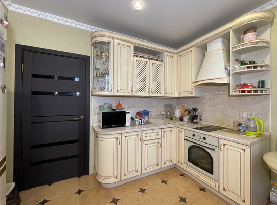 Продам двухкомнатную (2-комн.) квартиру, Курчатова пр-кт, 45, Волгодонск г