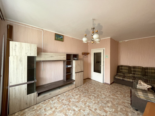 Продам однокомнатную (1-комн.) квартиру, Гагарина ул, 2, Волгодонск г