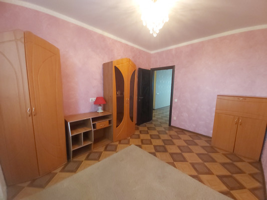 Продам трехкомнатную (3-комн.) квартиру, Еременко ул, 94, Ростов-на-Дону г