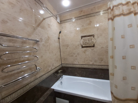 Продам трехкомнатную (3-комн.) квартиру, Еременко ул, 94, Ростов-на-Дону г