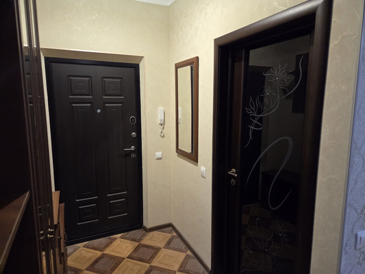 Продам трехкомнатную (3-комн.) квартиру, Еременко ул, 94, Ростов-на-Дону г