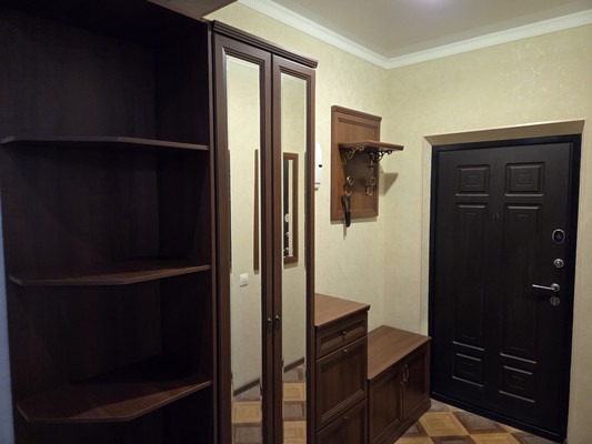 Продам трехкомнатную (3-комн.) квартиру, Еременко ул, 94, Ростов-на-Дону г