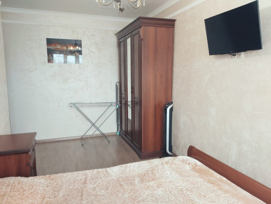 Продам трехкомнатную (3-комн.) квартиру, Стабильная ул, 11, Ростов-на-Дону г