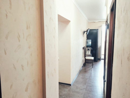 Продам трехкомнатную (3-комн.) квартиру, Стабильная ул, 11, Ростов-на-Дону г