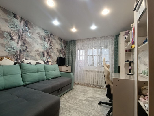 Продам многокомнатную квартиру, Гагарина ул, 40а, Гагарино с