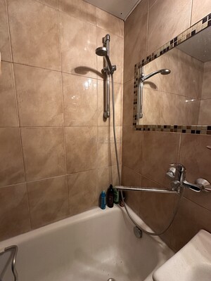 Продам двухкомнатную (2-комн.) квартиру, Тайнинская ул, 20, Москва г