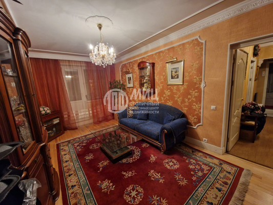 Продам двухкомнатную (2-комн.) квартиру, Борисовский проезд, 38к1, Москва г